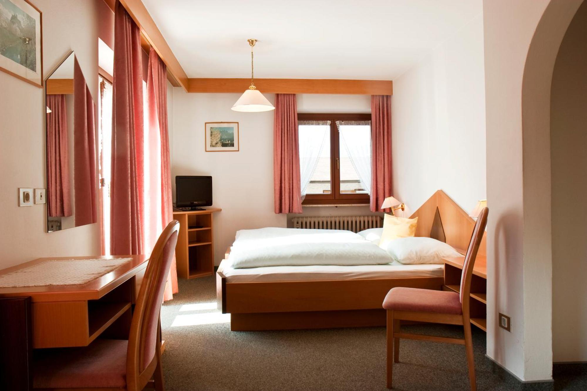 Garni Renzler Bed & Breakfast Rasun di Sopra Exterior photo